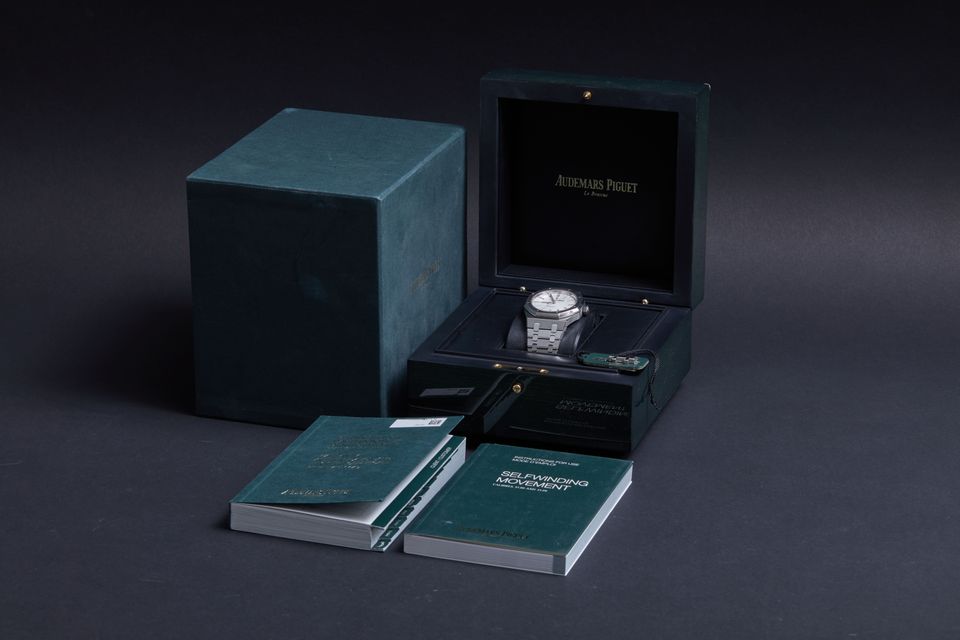 Audemars Piguet Royal Oak 15400ST.OO.1220ST.02 Image 5